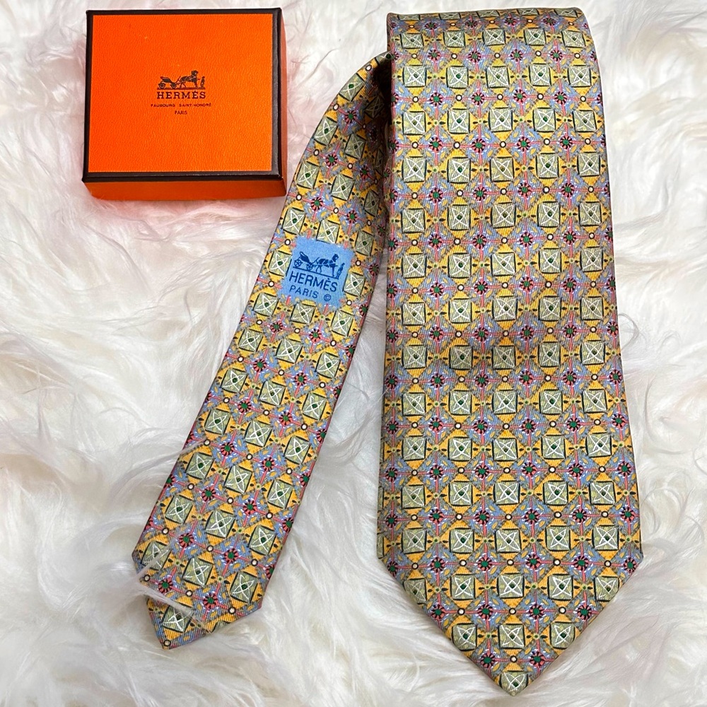 HERMES “NASA” Print Tie